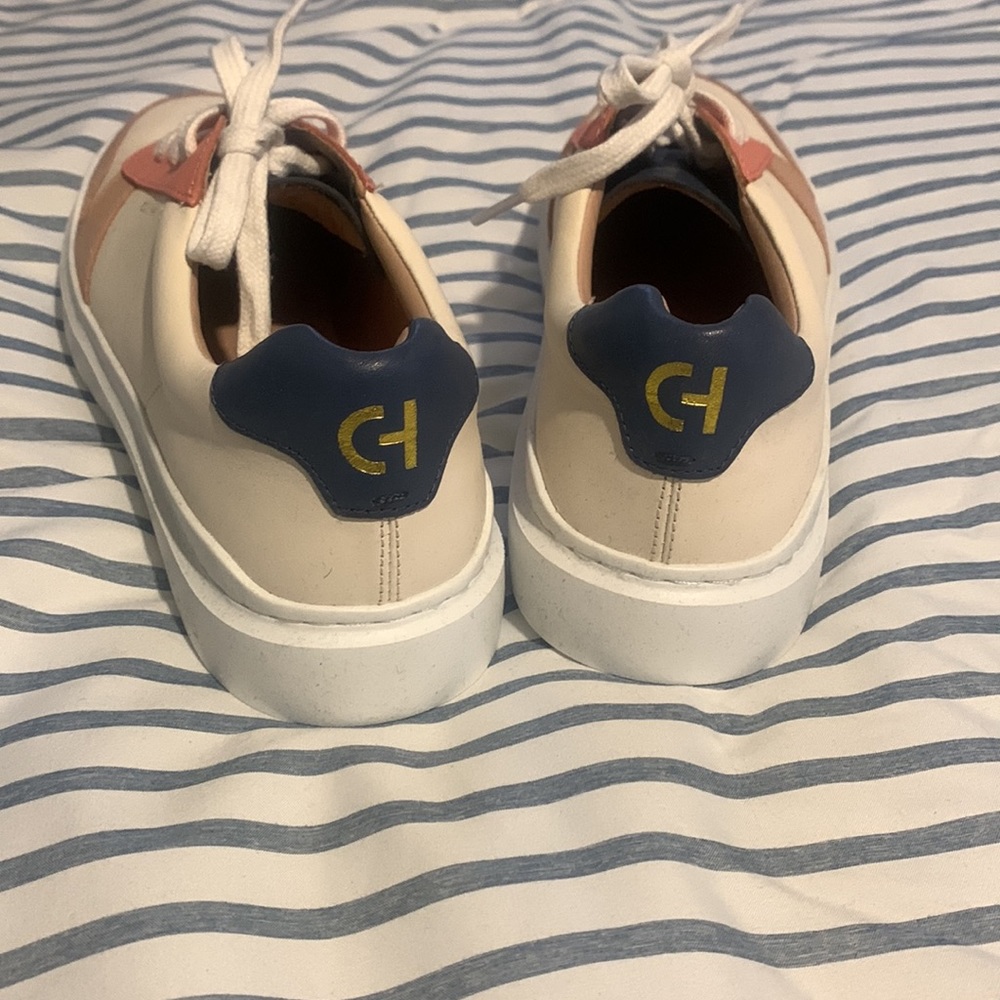 Cole Hana. Women’s Sneakers! - Picture 3 of 7